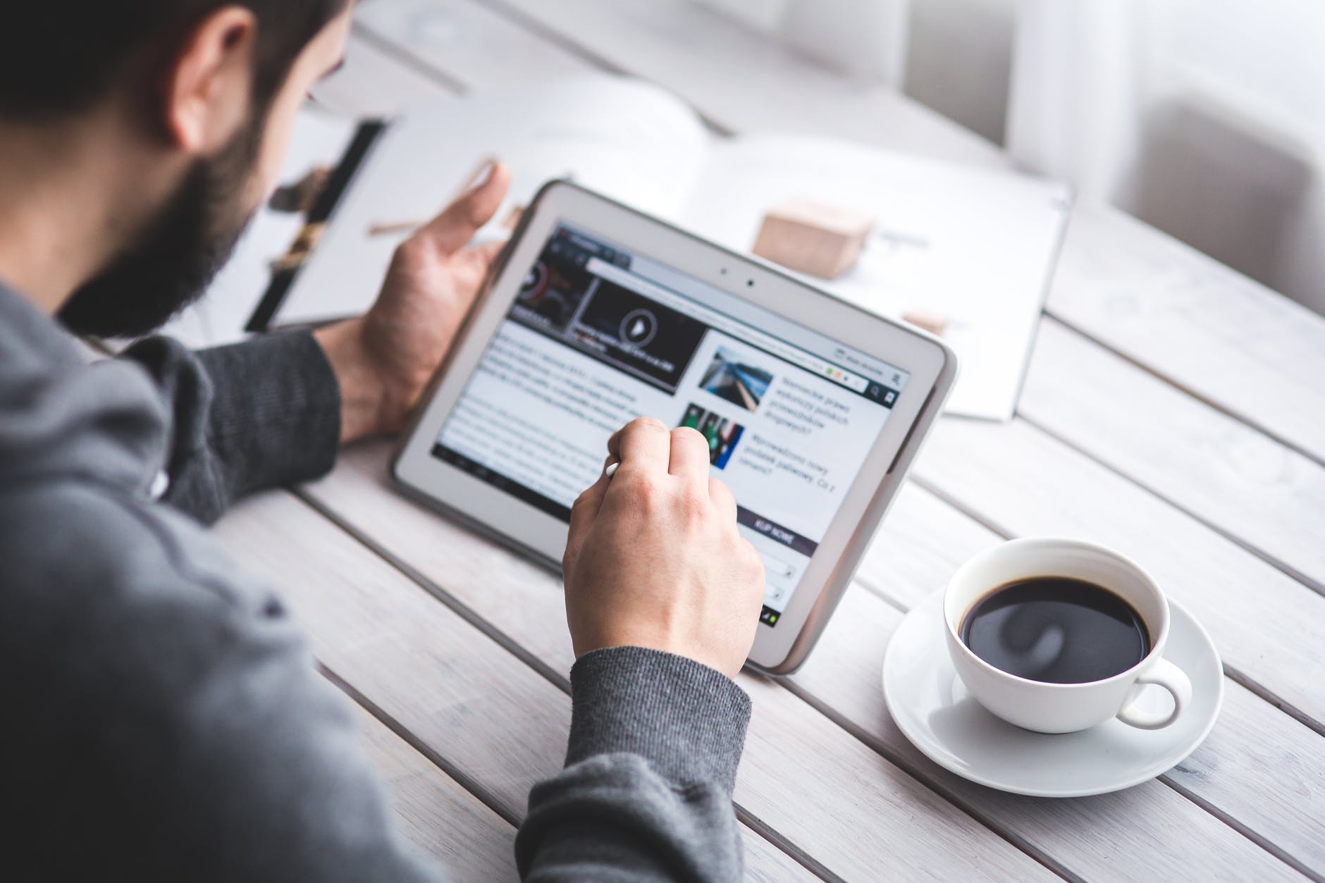 Online video advertising - Bell Media