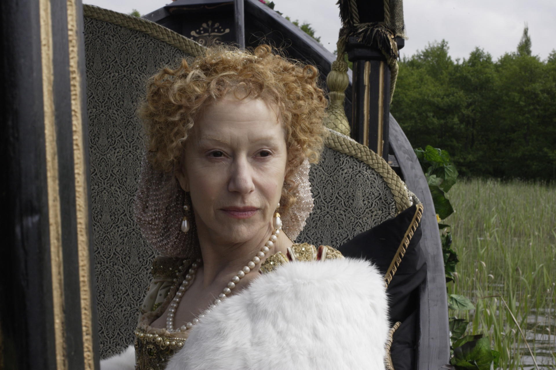 iCraveFridays Continues Today with the Launch of AwardWinning Mini